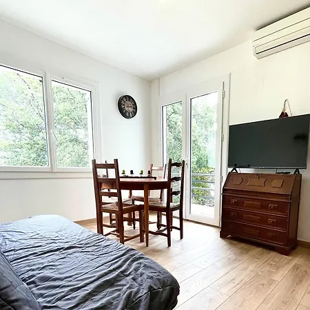 Appartement Joli T2 Dans Petite Résidence Calme